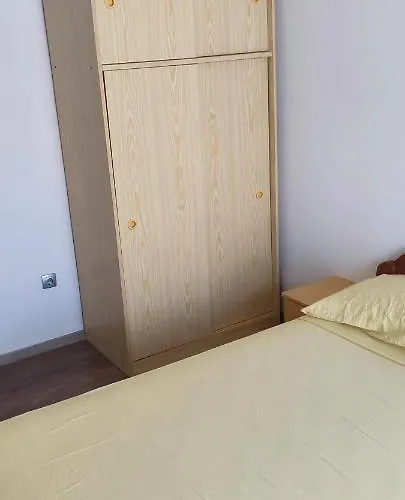 Ivka Brodarica (Sibenik-Knin)